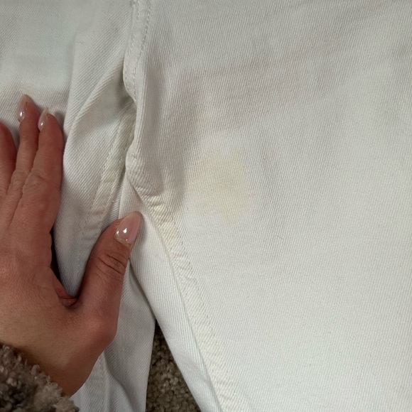 Zara White Cropped Jeans with Distressed Hem - Picture 7 of 8